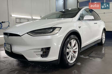 Внедорожник / Кроссовер Tesla Model X 2016 в 