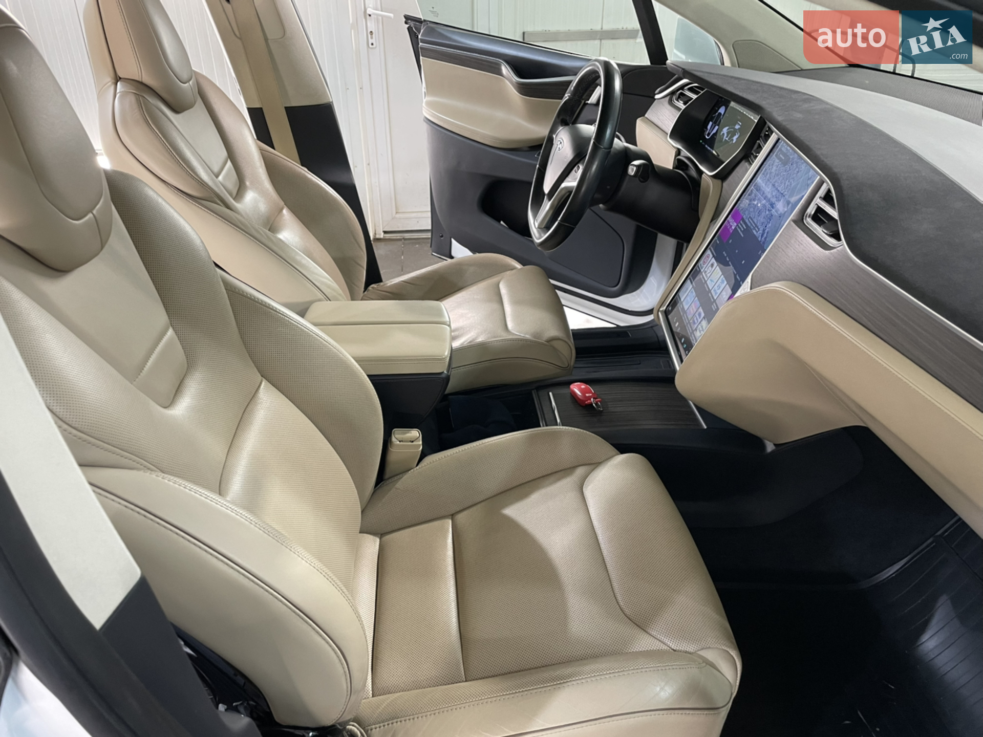 2016 Tesla Model X - мініатюра 36