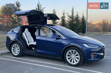 Внедорожник / Кроссовер Tesla Model X 2016 в 