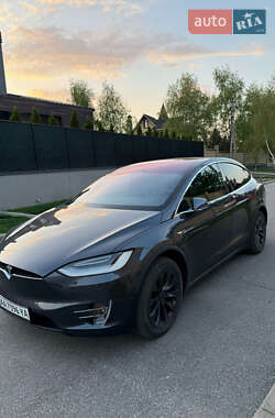 Позашляховик / Кросовер Tesla Model X 2020 в 