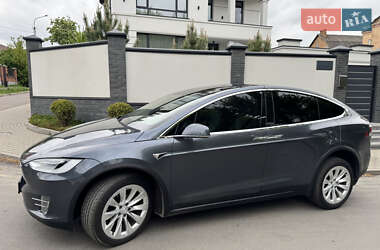 Внедорожник / Кроссовер Tesla Model X 2018 в 