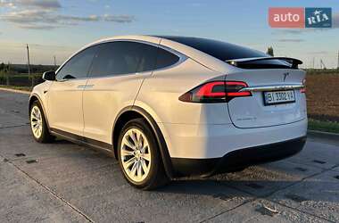 Позашляховик / Кросовер Tesla Model X 2018 в Києві