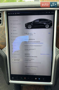 Внедорожник / Кроссовер Tesla Model X 2017 в 
