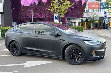 Внедорожник / Кроссовер Tesla Model X 2017 в Киеве