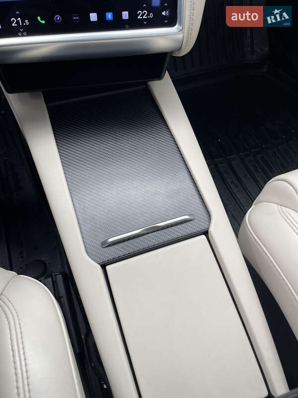 Внедорожник / Кроссовер Tesla Model X 2018 в Львове фото 14 Внедорожник / Кроссовер Tesla Model X 2018 в Львове