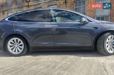 Внедорожник / Кроссовер Tesla Model X 2020 в 