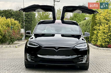 Внедорожник / Кроссовер Tesla Model X 2016 в 