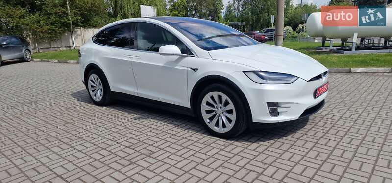 Внедорожник / Кроссовер Tesla Model X 2018 в Тернополе