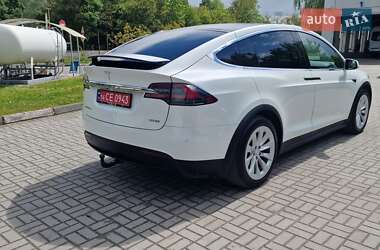 Позашляховик / Кросовер Tesla Model X 2018 в 