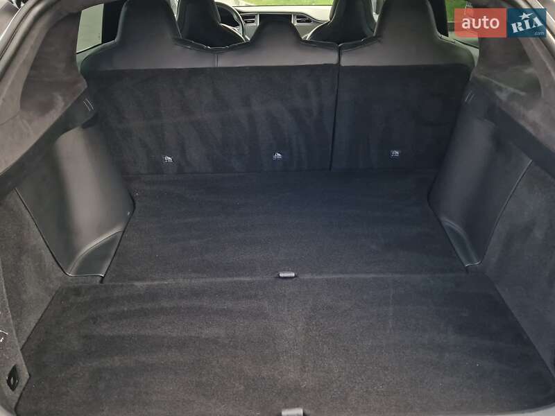 Внедорожник / Кроссовер Tesla Model X 2018 в Тернополе