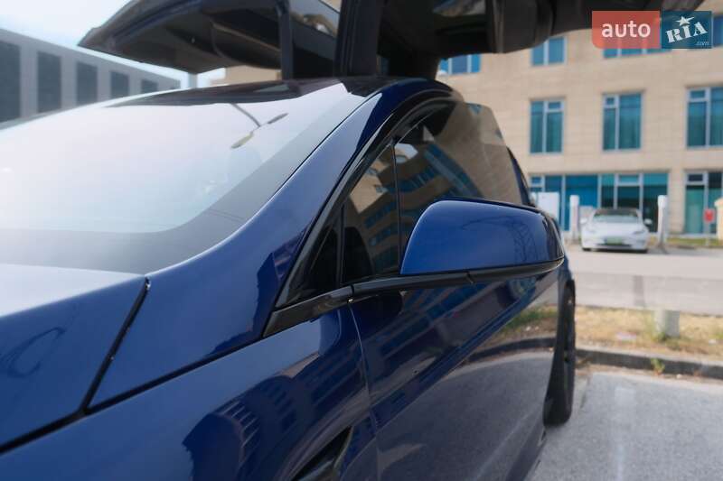 Внедорожник / Кроссовер Tesla Model X 2019 в Львове