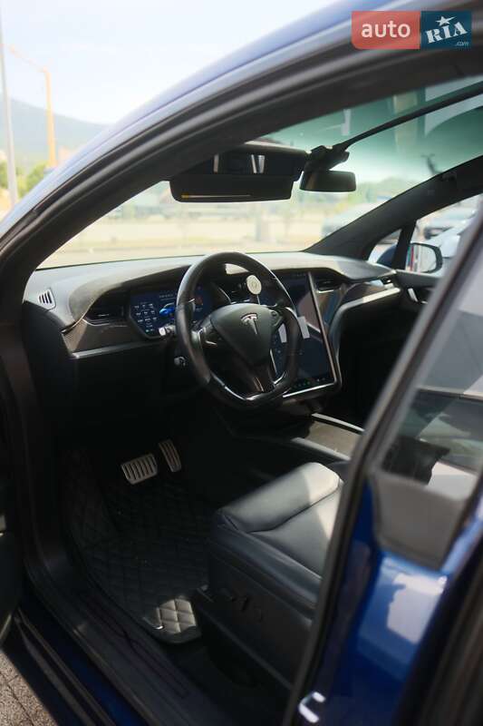 Внедорожник / Кроссовер Tesla Model X 2019 в Львове