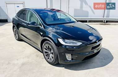 Позашляховик / Кросовер Tesla Model X 2018 в 