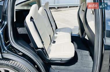 Позашляховик / Кросовер Tesla Model X 2018 в 