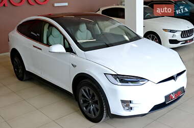 Внедорожник / Кроссовер Tesla Model X 2018 в 