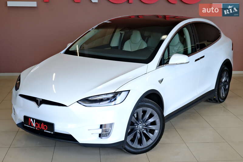 Позашляховик / Кросовер Tesla Model X 2018 в Одесі