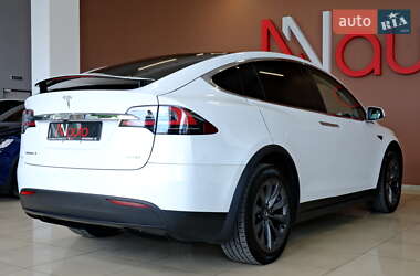 Внедорожник / Кроссовер Tesla Model X 2018 в 