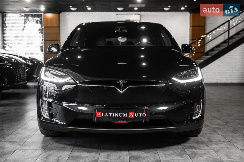 Внедорожник / Кроссовер Tesla Model X 2018 в Одессе фото 2 Внедорожник / Кроссовер Tesla Model X 2018 в Одессе