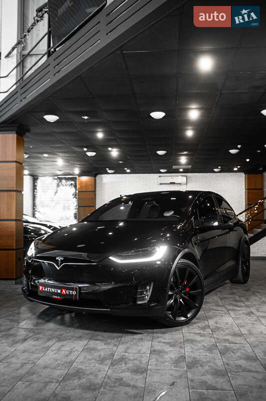 Внедорожник / Кроссовер Tesla Model X 2018 в Одессе фото 76 Внедорожник / Кроссовер Tesla Model X 2018 в Одессе