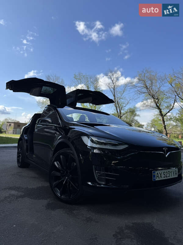 Внедорожник / Кроссовер Tesla Model X 2020 в 