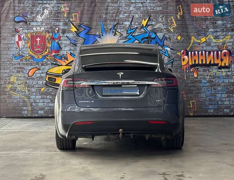 Позашляховик / Кросовер Tesla Model X 2018 в Вінниці
