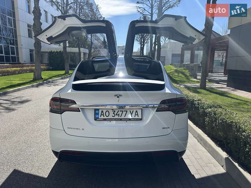 Внедорожник / Кроссовер Tesla Model X 2016 в Киеве фото 4 Внедорожник / Кроссовер Tesla Model X 2016 в Киеве