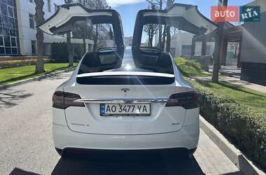 Внедорожник / Кроссовер Tesla Model X 2016 в 