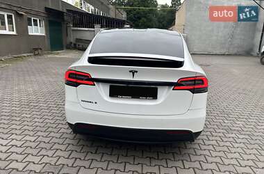 Внедорожник / Кроссовер Tesla Model X 2017 в 