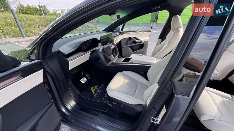 Внедорожник / Кроссовер Tesla Model X 2022 в Киеве