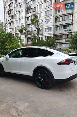 Внедорожник / Кроссовер Tesla Model X 2016 в 