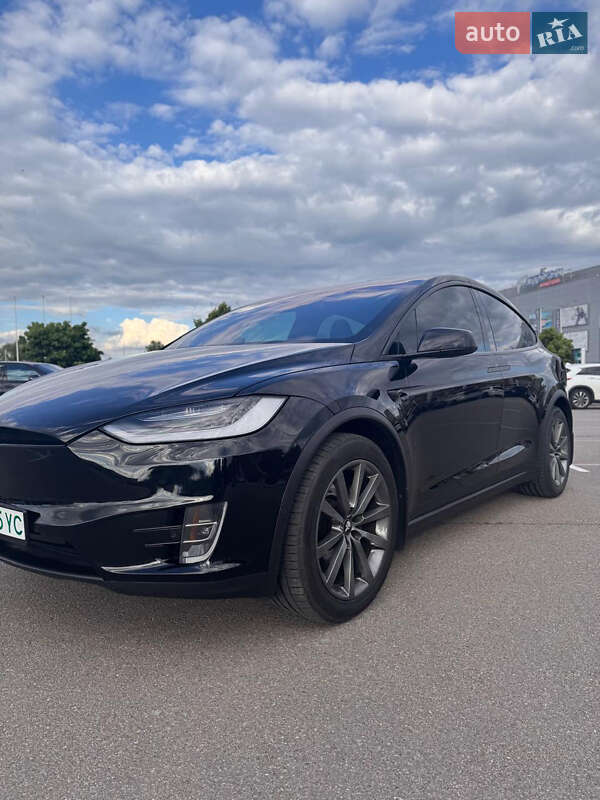 Позашляховик / Кросовер Tesla Model X 2020 в Києві