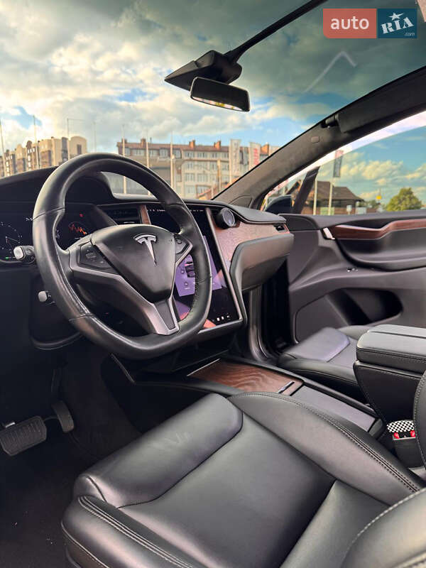 Позашляховик / Кросовер Tesla Model X 2020 в Києві