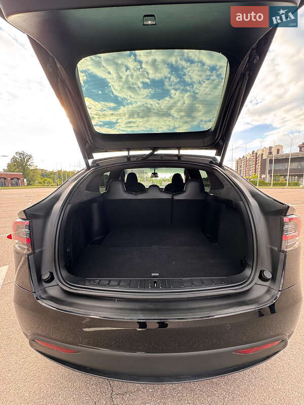 Позашляховик / Кросовер Tesla Model X 2020 в Києві