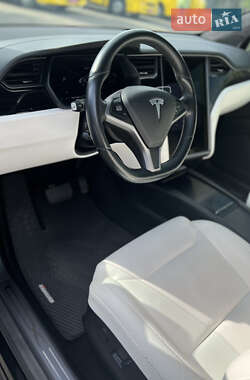 Внедорожник / Кроссовер Tesla Model X 2018 в 