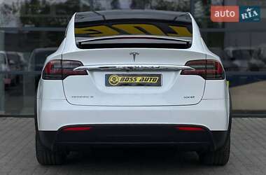 Внедорожник / Кроссовер Tesla Model X 2018 в 