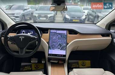 Внедорожник / Кроссовер Tesla Model X 2018 в 