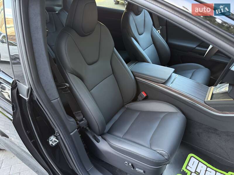 Внедорожник / Кроссовер Tesla Model X 2023 в Киеве