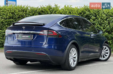 Внедорожник / Кроссовер Tesla Model X 2018 в 