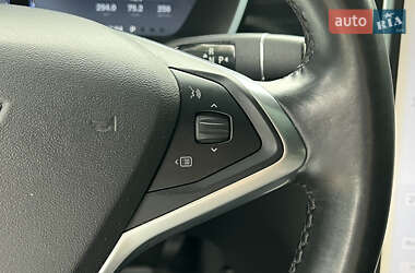 Внедорожник / Кроссовер Tesla Model X 2018 в 