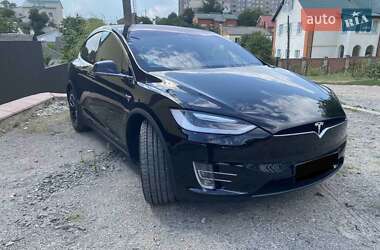Внедорожник / Кроссовер Tesla Model X 2017 в 