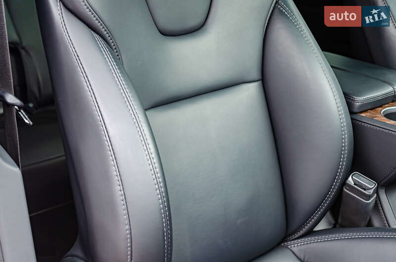 Внедорожник / Кроссовер Tesla Model X 2019 в Киеве фото 31 Внедорожник / Кроссовер Tesla Model X 2019 в Киеве