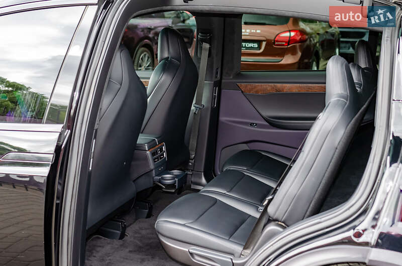 Внедорожник / Кроссовер Tesla Model X 2019 в Киеве фото 34 Внедорожник / Кроссовер Tesla Model X 2019 в Киеве