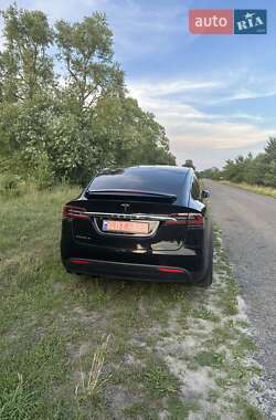 Внедорожник / Кроссовер Tesla Model X 2017 в 