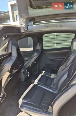 Внедорожник / Кроссовер Tesla Model X 2016 в 