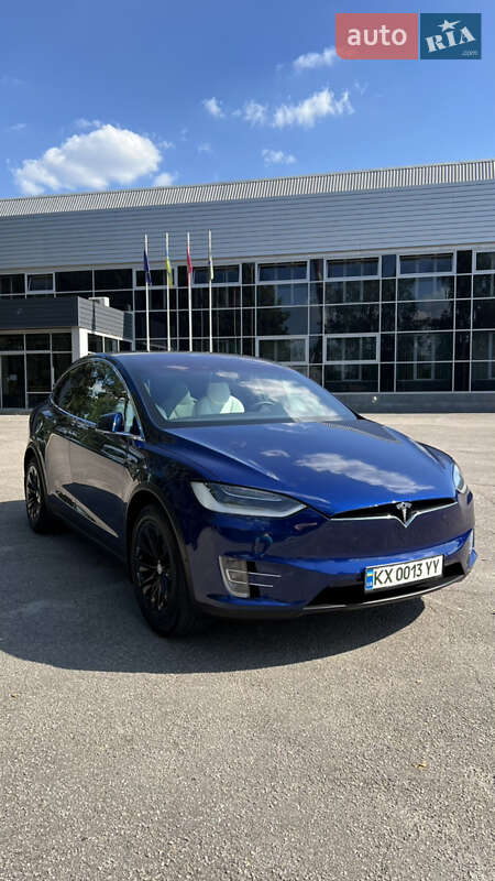 Внедорожник / Кроссовер Tesla Model X 2016 в Харькове