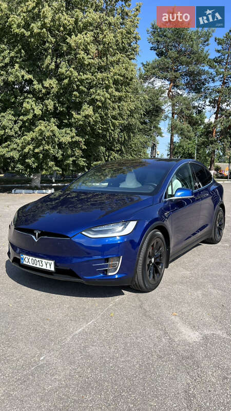 Tesla Model X 2016