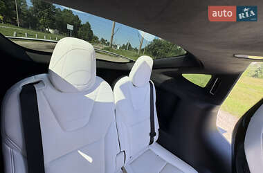 Внедорожник / Кроссовер Tesla Model X 2017 в 