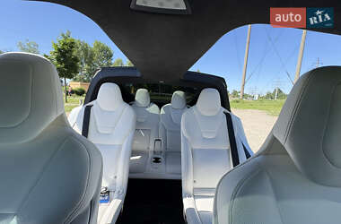 Внедорожник / Кроссовер Tesla Model X 2017 в 