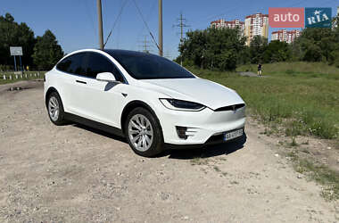 Внедорожник / Кроссовер Tesla Model X 2017 в 