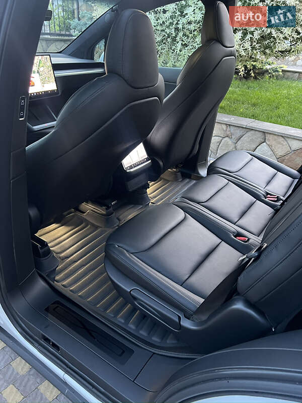 Внедорожник / Кроссовер Tesla Model X 2023 в Тернополе фото 13 Внедорожник / Кроссовер Tesla Model X 2023 в Тернополе